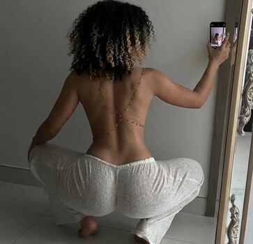 Layla Sena