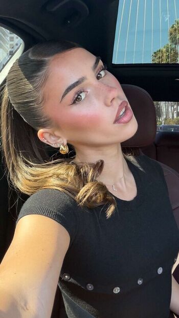 Leah Halton
