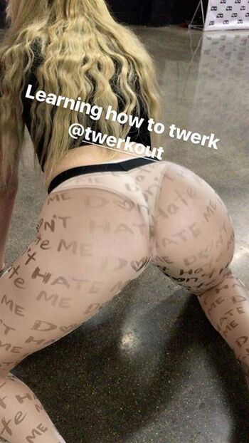 Lele Pons → Lelepons