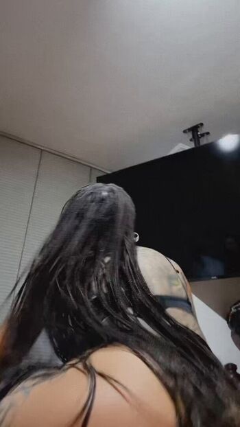 Leonalaqueen