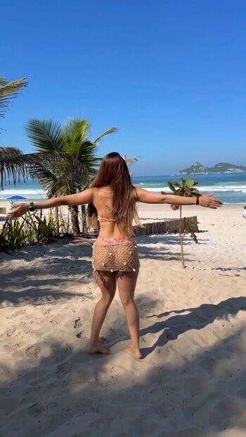 Full leaked Madiiitay / private onlyfans photo