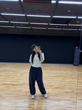 lia_loves___