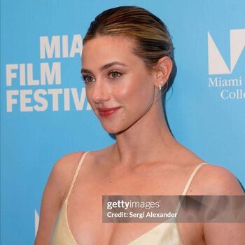 Lili Reinhart