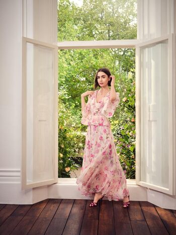 Lily Collins
