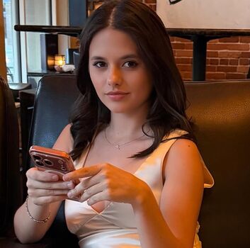 Lindsey Lamer