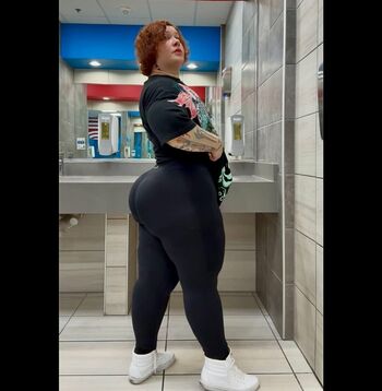 Full leaked Lisa mononoke private onlyfans photo