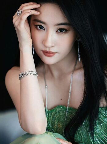 Liu Yifei