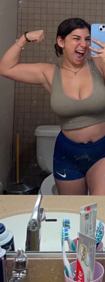 Liv Tanoory