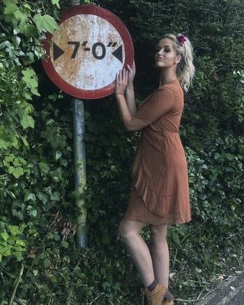 Lizzy Jade Groombridge