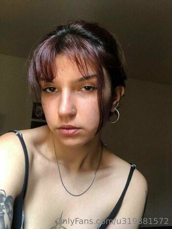 lola_deinnn