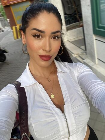 Maricel Freire Hotwife