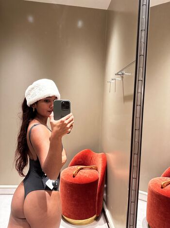 Mia Z