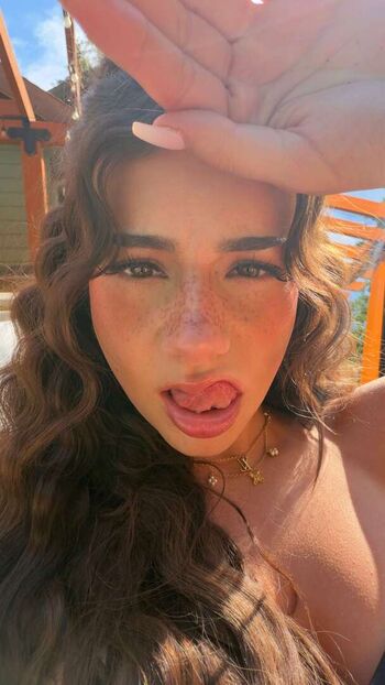 Mikayla Campinos