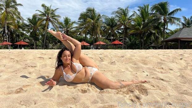 Milf Mummy Marquise