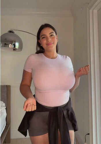 Full leaked Alice calli/ private onlyfans photo
