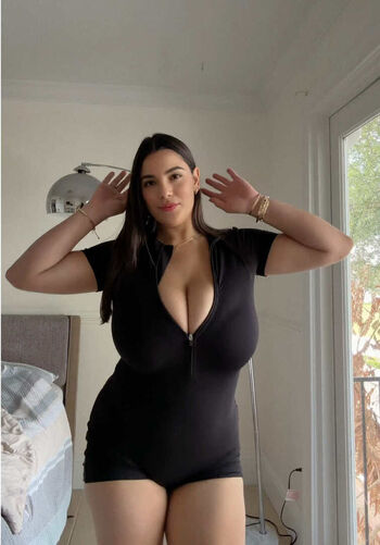 Full leaked Lady in the streets / private onlyfans photo