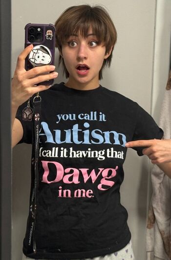 mimidoescosplay