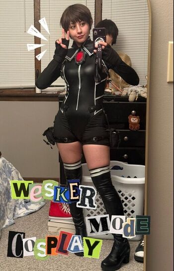 mimidoescosplay