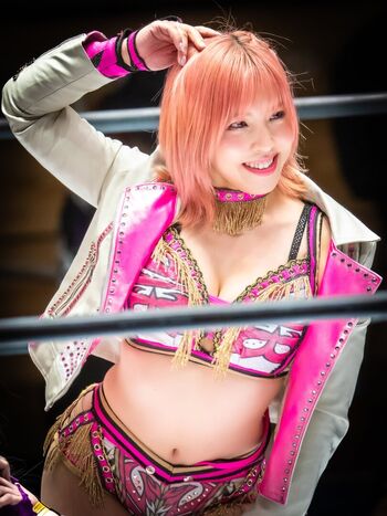 Mina Shirakawa