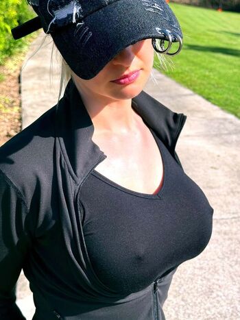 misszangz