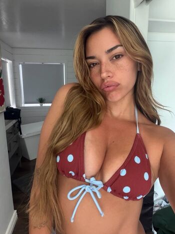Full leaked Foxyanne/ private onlyfans photo