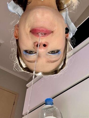 Mouthfetish Girls