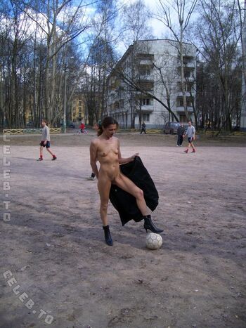 Nackt In Russland