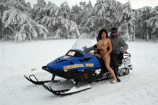Nackt In Russland