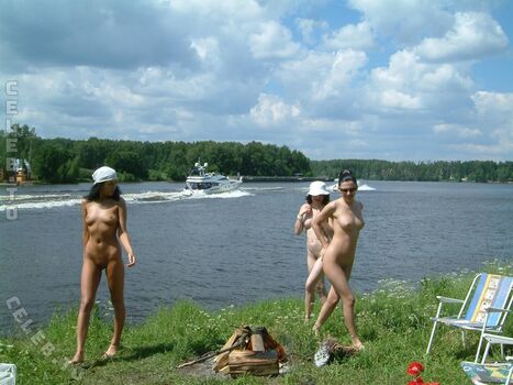 Nackt In Russland
