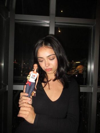 Nailea Devora
