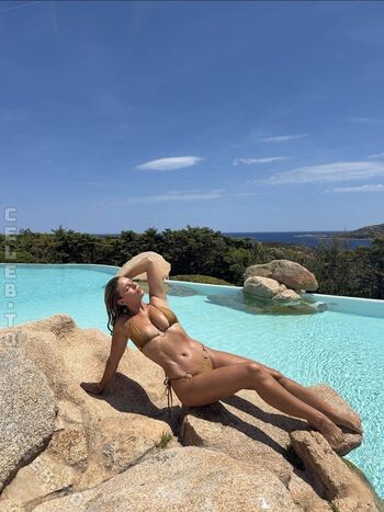 Full leaked Natasha oakley private onlyfans photo