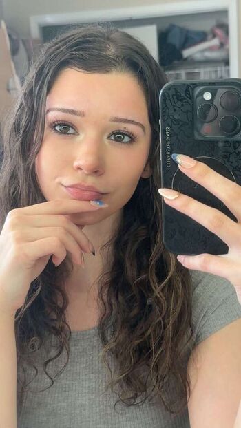 Nikki Woods
