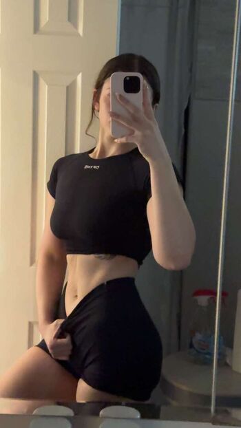 Nikki Woods