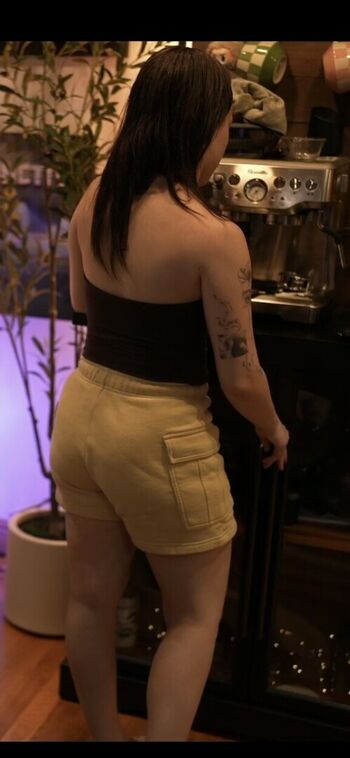 nikkijustine
