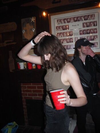 Normalfunnygirl Liz