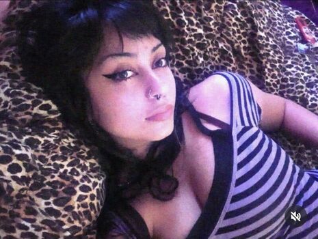 Full leaked Ridingchloe/ private onlyfans photo