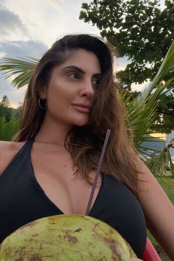 Paula Nobre