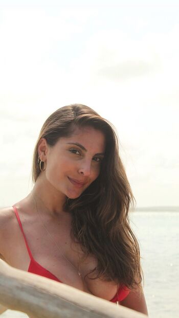 Paula Nobre