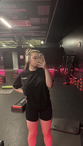 PeachyLivv