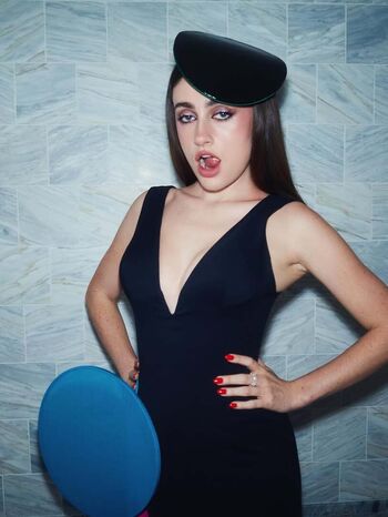 Rachel Anne Sennott