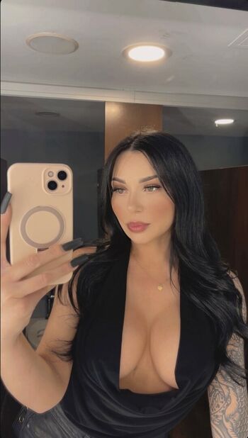Rebecca Lorraine