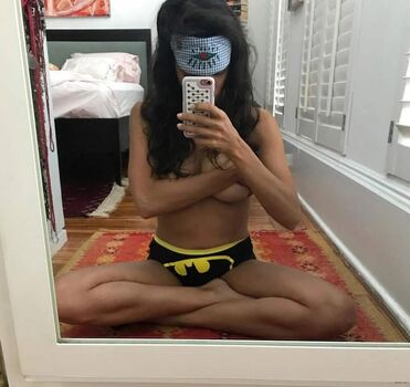 Rosario Dawson