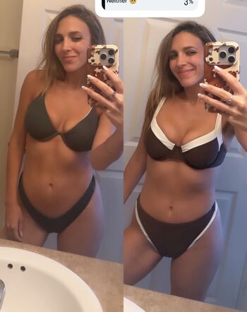 Roxy Striar