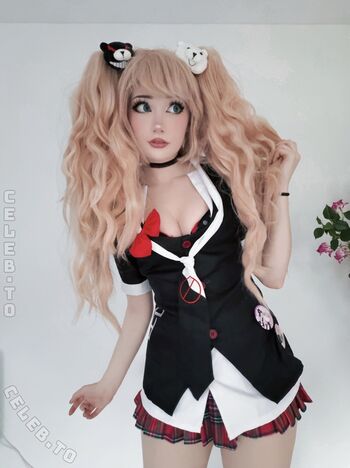 Full leaked Rynkerbelle private onlyfans photo