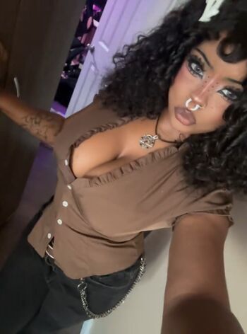 Full leaked Allie danielle/ private onlyfans photo