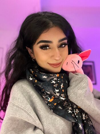 Full leaked Sairas pooks private onlyfans photo