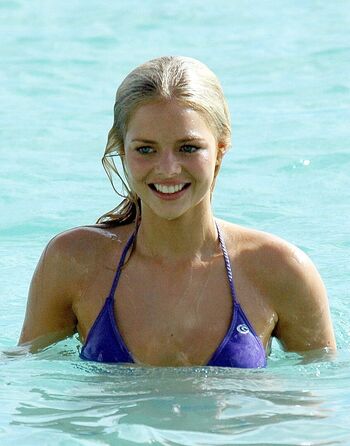 Samara Weaving