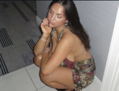 Sarabella Harris - sarabellaharriss - sexiisariii777