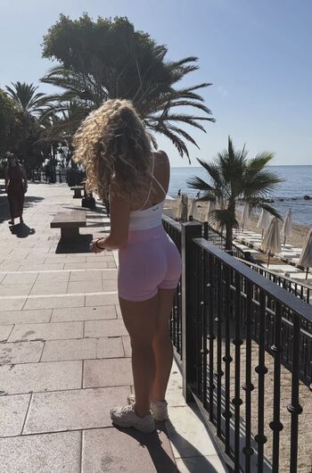 sarah_javorska