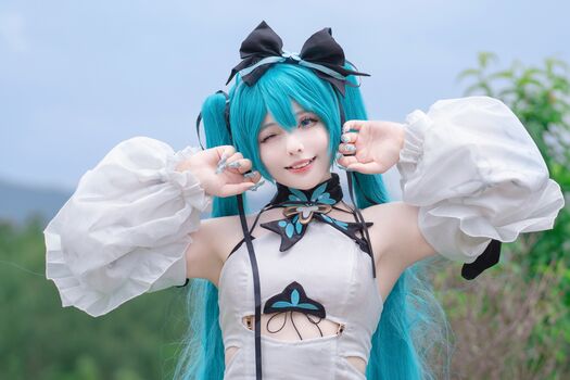 Saya Scarlet